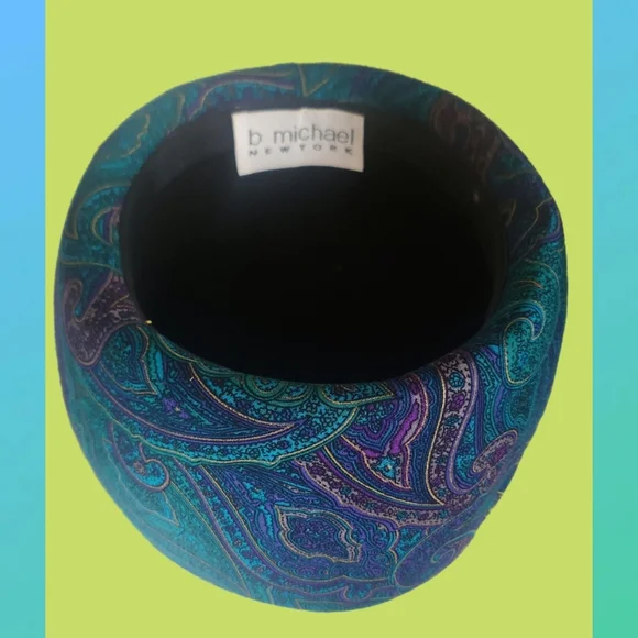 VINTAGE B. MICHAEL NEW YORK WOMEN'S FLIP UP BRIM BOWLER HAT - Picture 2 of 6